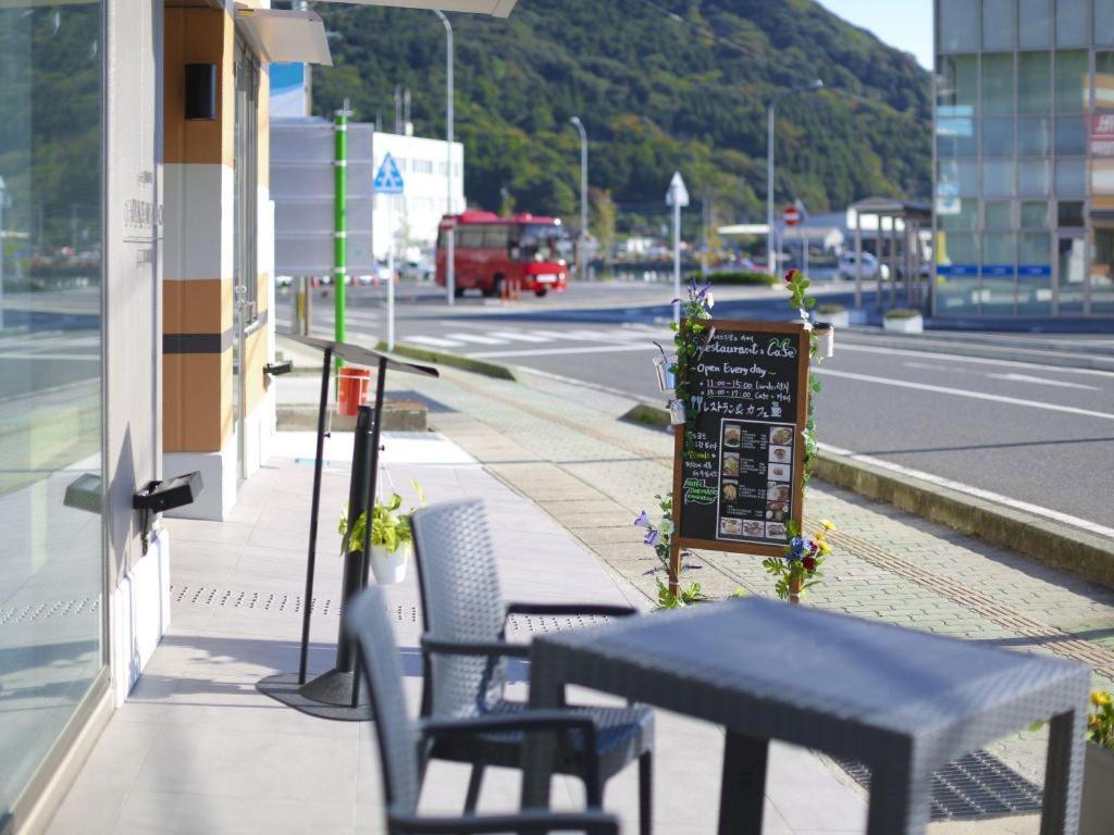 デマドホテル比田勝 Kamitsushima エクステリア 写真
